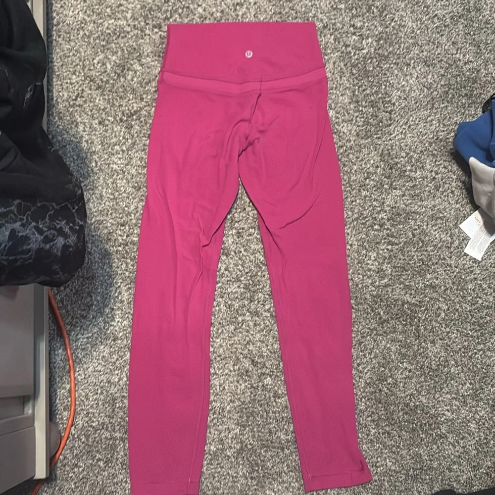 EUC Lululemon Size 4 Pink Align Leggings 12" Waist - Picture 2 of 3